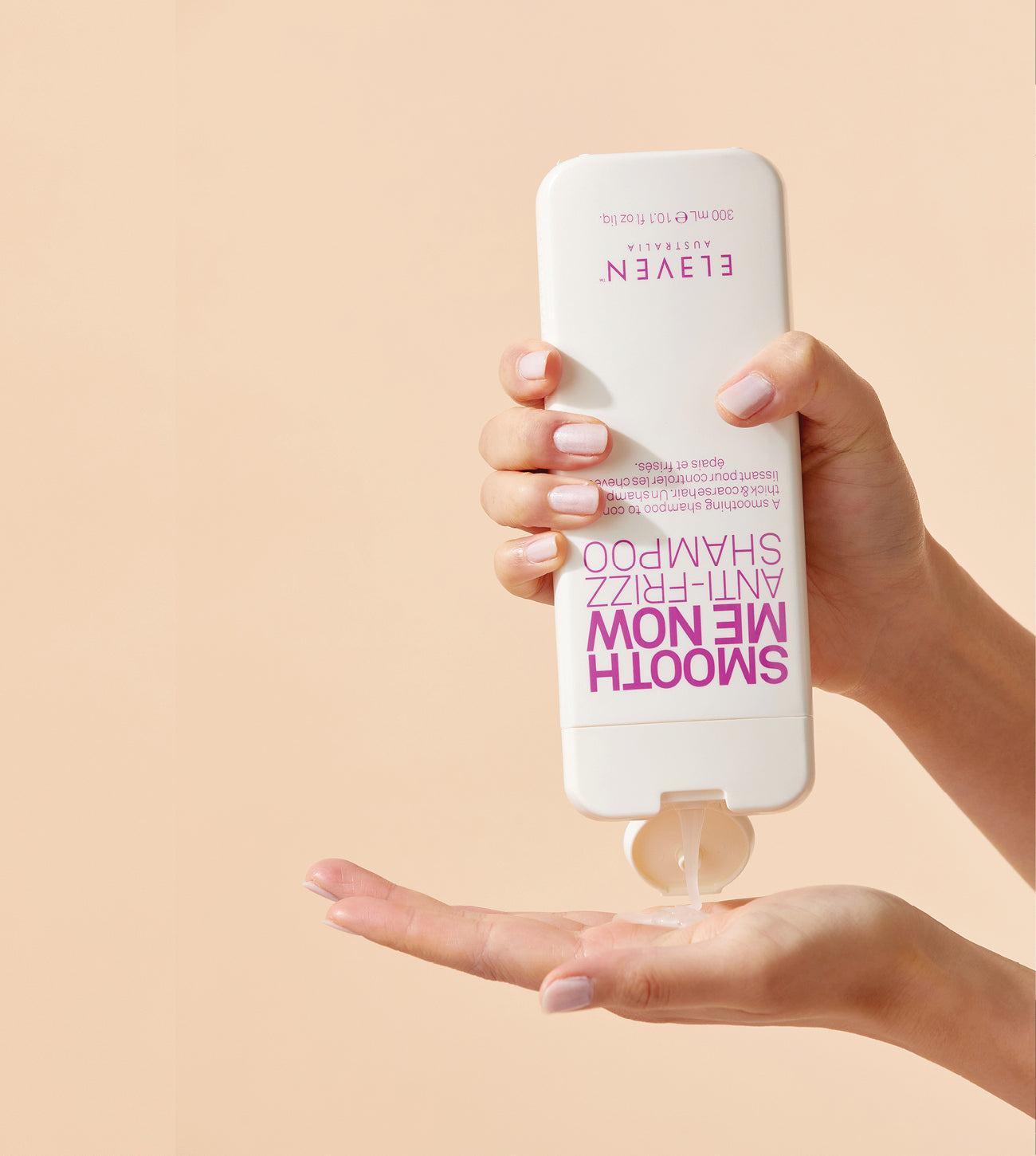 Nutrient-rich ELEVEN Hair SMOOTH ME NOW ANTI-FRIZZ SHAMPOO fights the two main causes of frizz – damage and dryness. The formula strengthens the hair shaft with protein while helping hair retain moisture. Thick and coarse or dry and frail. Thi is the ultimate frizz fighter! ELEVEN Shampoo